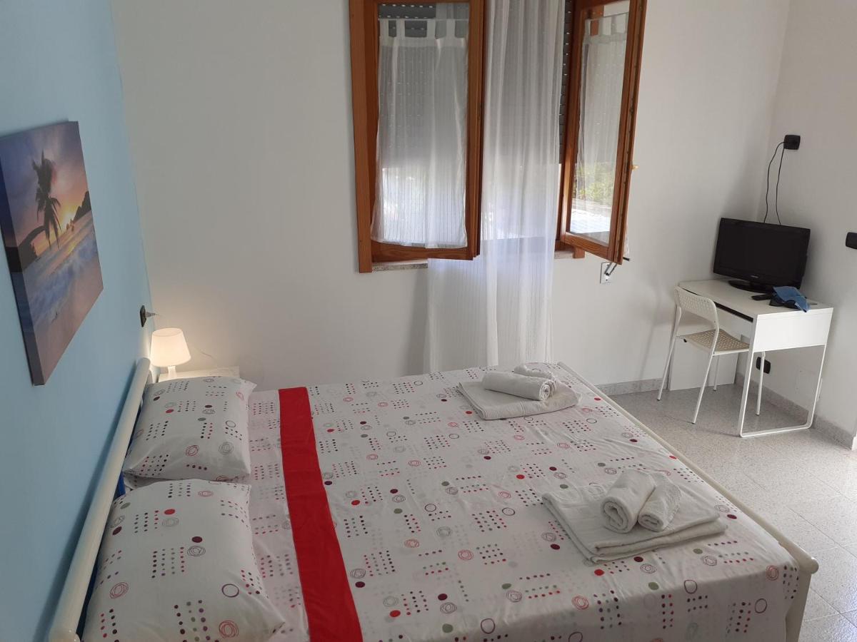 טורה דל'אורסו Casa Vacanza Fiorella מראה חיצוני תמונה
