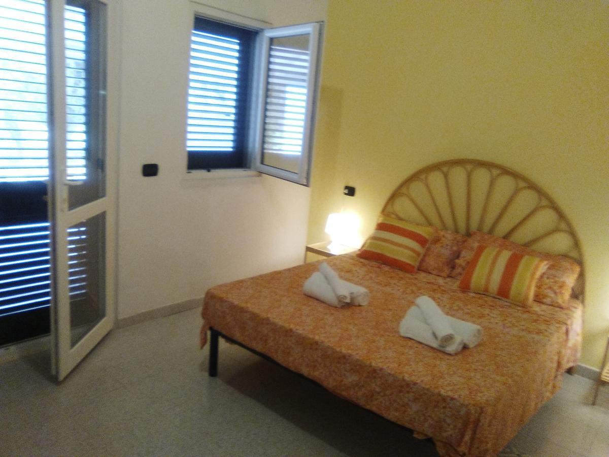 טורה דל'אורסו Casa Vacanza Fiorella מראה חיצוני תמונה