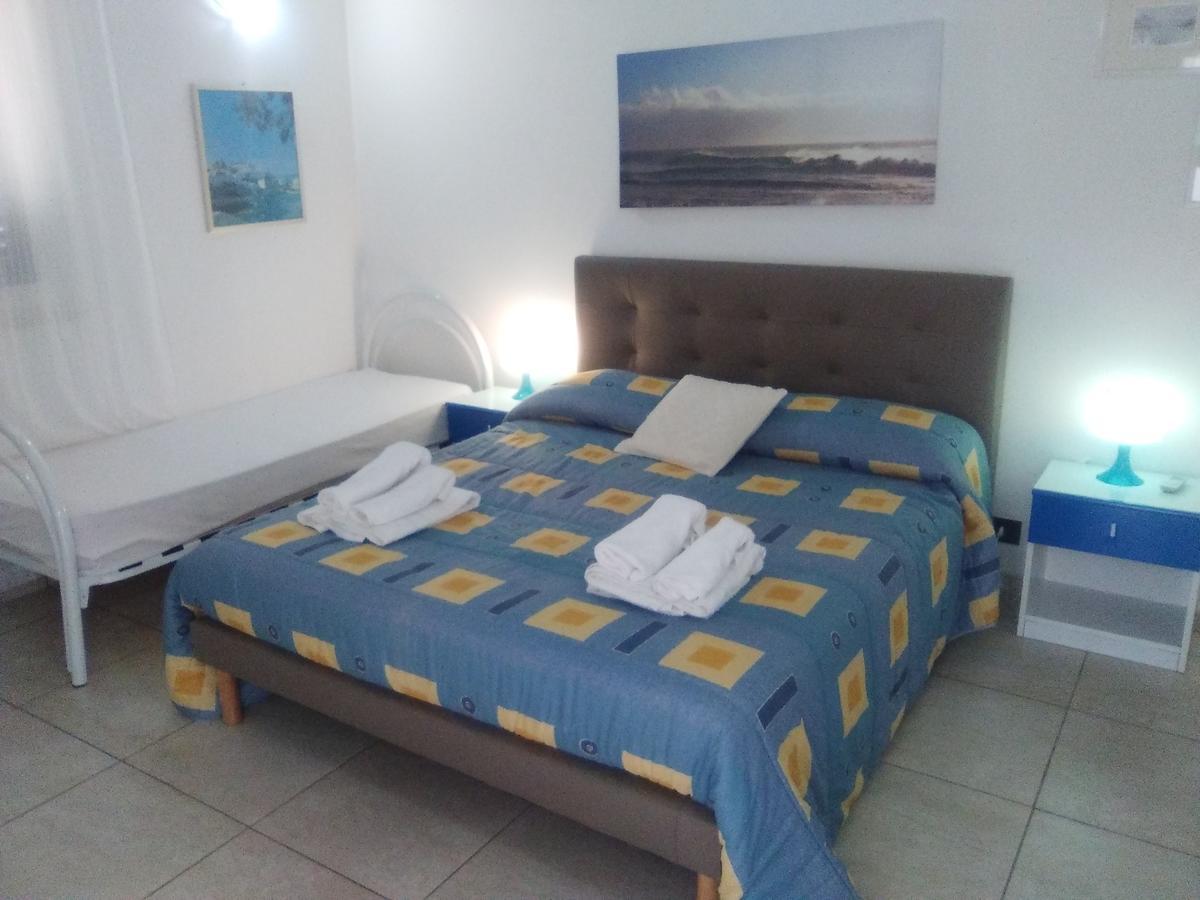 טורה דל'אורסו Casa Vacanza Fiorella מראה חיצוני תמונה